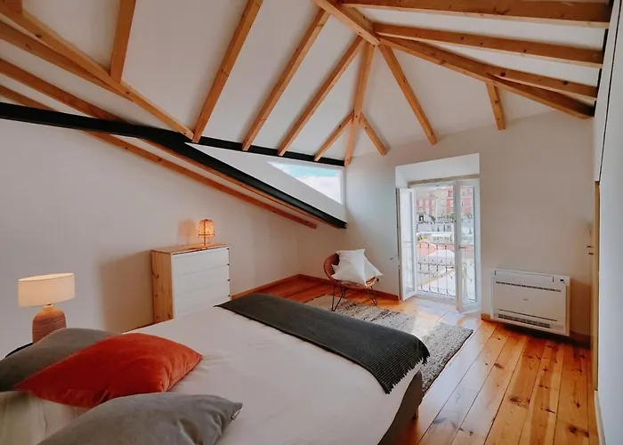 For Families With Amazing River View Vila *