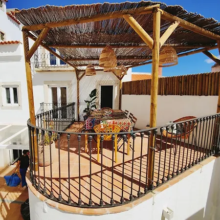 For Families With Amazing River View Lizbona