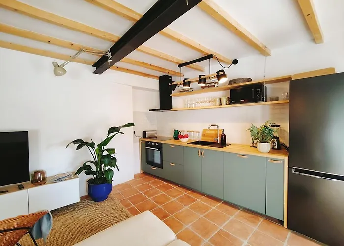 For Families With Amazing River View فيلة *